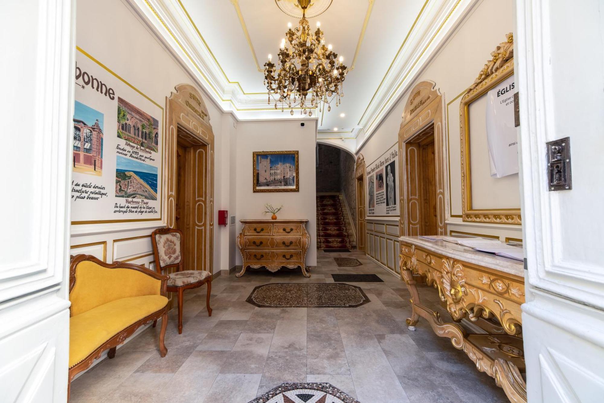 Suite Royale Maison De L'Eglise Du Couvent นาร์บอนน์ ภายนอก รูปภาพ